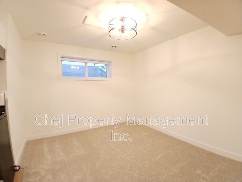 1934 209a St Nw - Photo 3 of 13