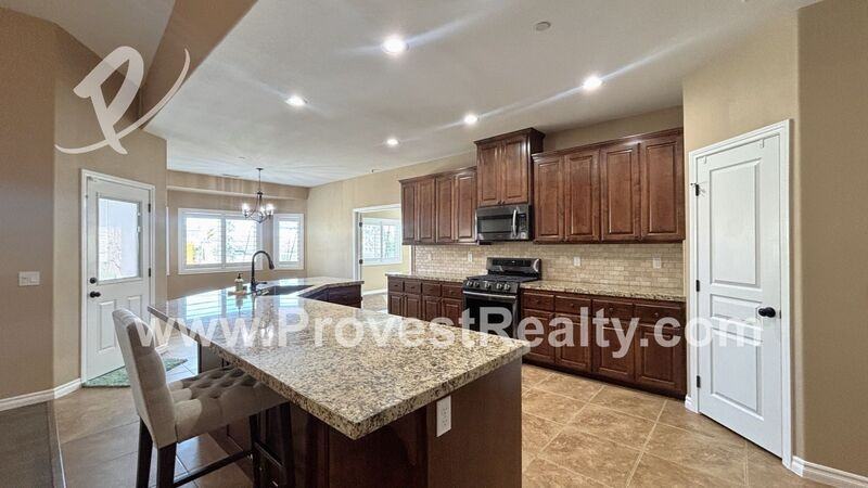 16209 Ridge View Dr - Photo 7 of 31