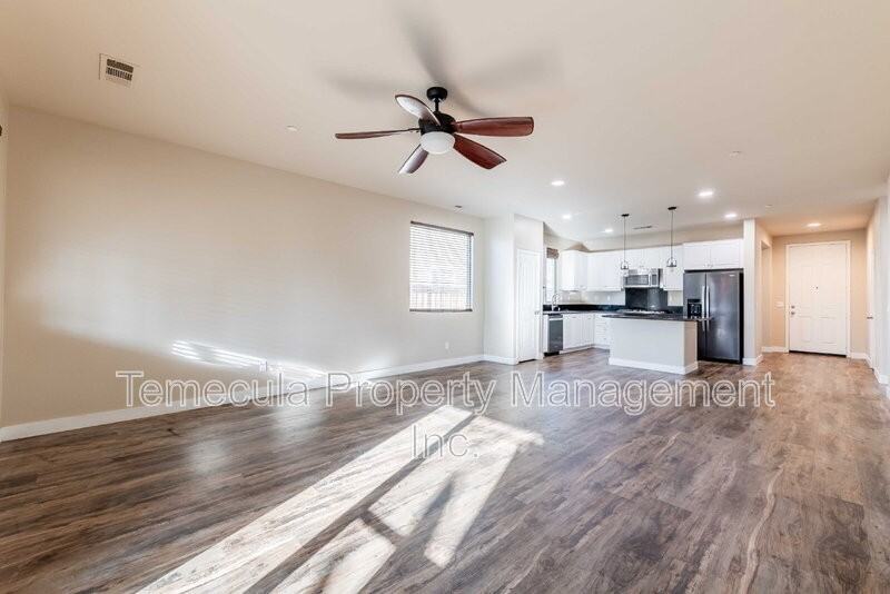 30643 View Ridge Ln - Photo 3 of 18