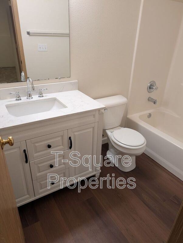 8830 3rd Ave Se #105 - Photo 6 of 10