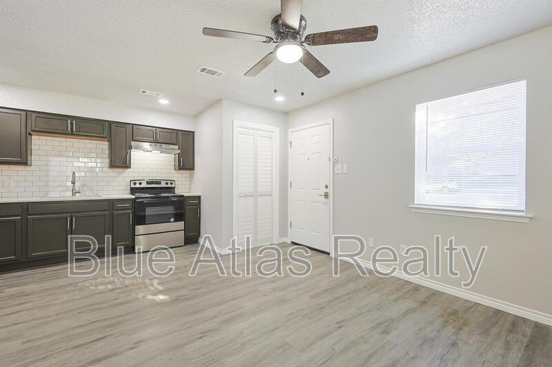 4006 Fair Park Blvd - Photo 4 of 19