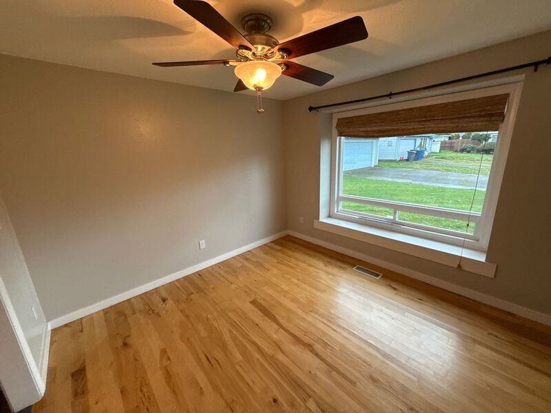 3677 Carmelle Ct Ne - Photo 7 of 34