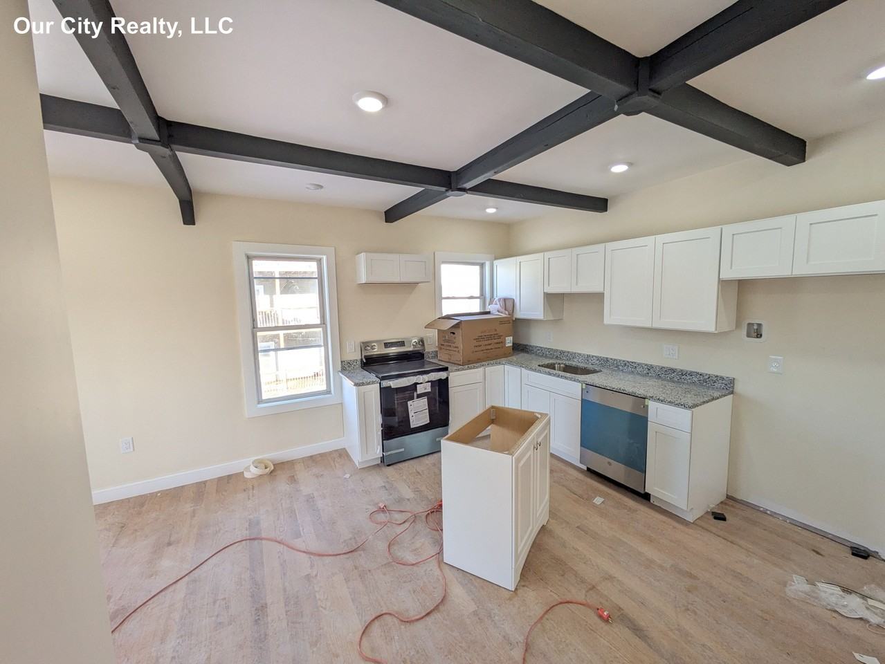 Lowell Cir #3 - Photo 2 of 21