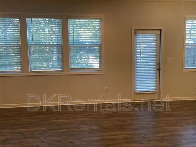 1809 Parkades Path Sw - Photo 5 of 31