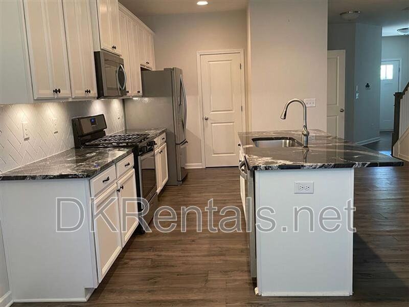 1809 Parkades Path Sw - Photo 7 of 31