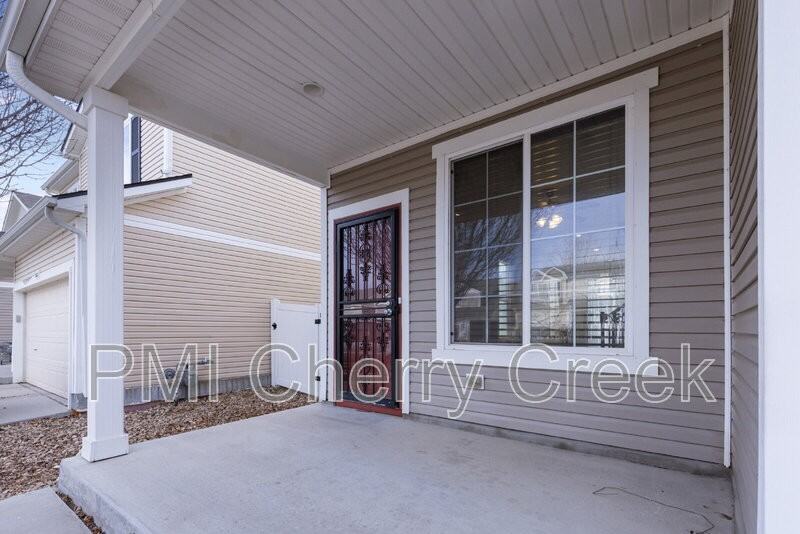 5555 Kirk St - Photo 4 of 29