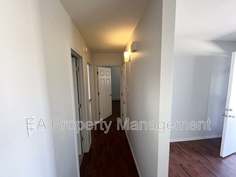 5837 Guadalupe Trl Nw - Photo 5 of 14