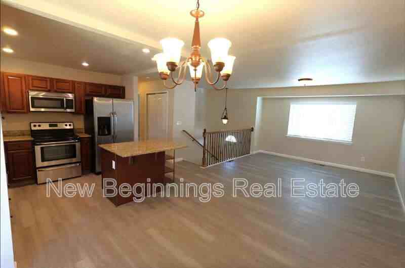 1204 Commanchero Dr - Photo 4 of 18