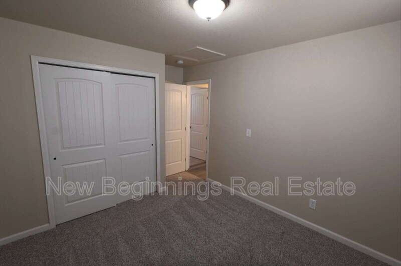 1204 Commanchero Dr - Photo 7 of 18