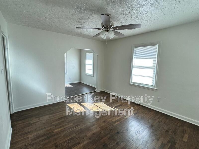 1480 Brewer Ave - Photo 3 of 13