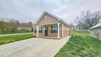featured image of 912 Worth St