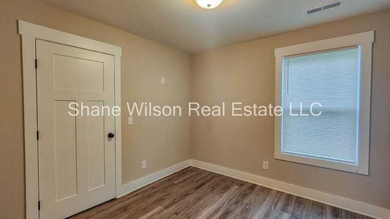 912 Worth St - Photo 7 of 17