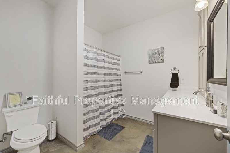 16246 County Road 4137 - Photo 7 of 8