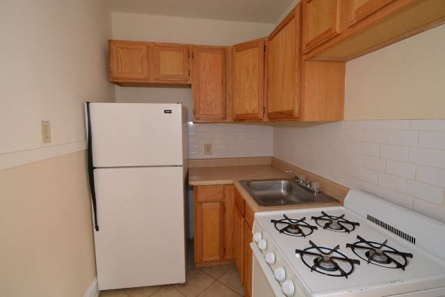 3119 N Hamlin Ave #GA10 - Photo 2 of 13