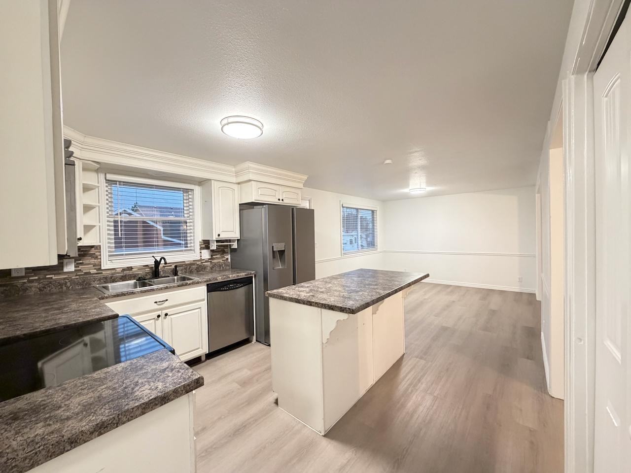 1101 S 680 W - Photo 6 of 13