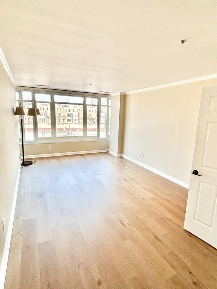 100 Harborview Dr - Photo 7 of 11