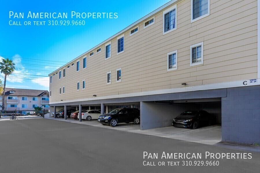 Lake Balboa Townhomes - Photo 2 of 9