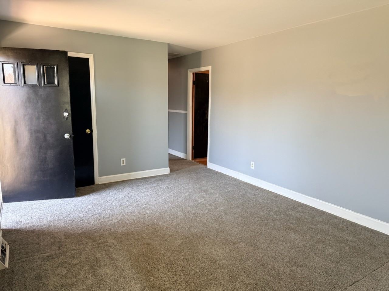 5325 Evanshire Dr #NA - Photo 6 of 23