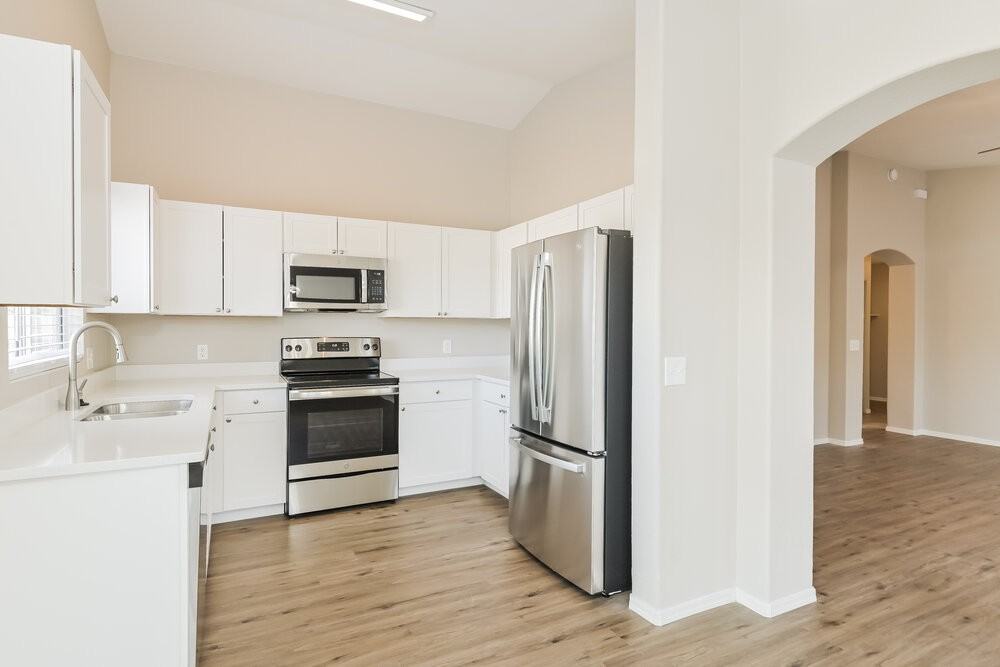 9009 E Kinross Dr - Photo 7 of 16