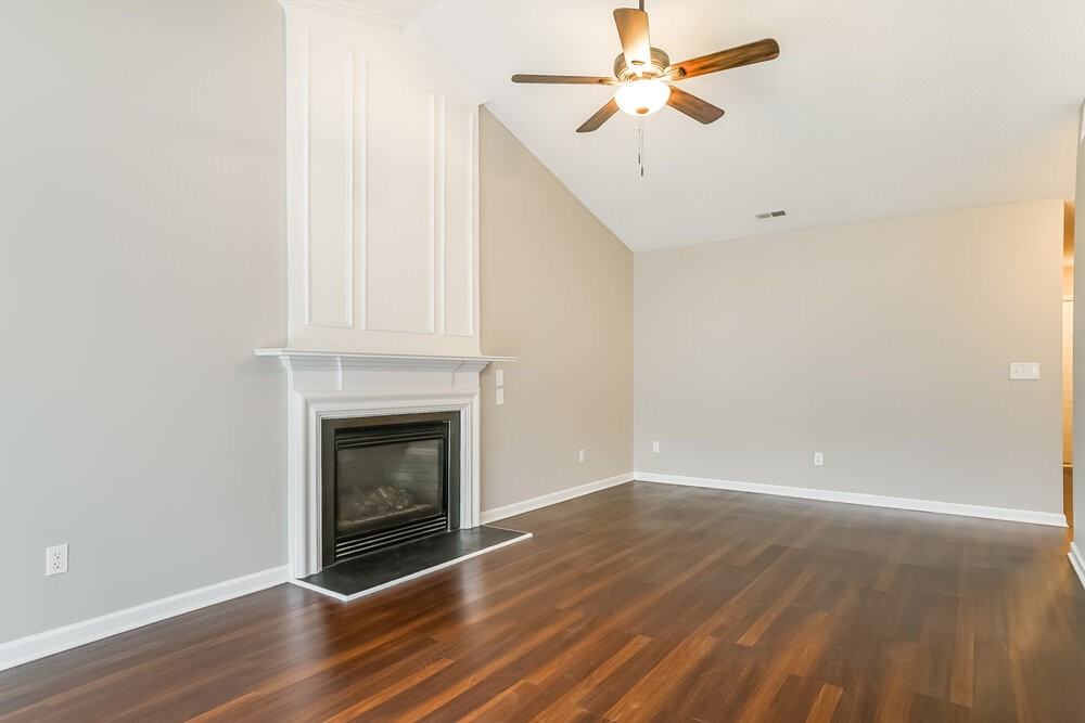 5515 Scenic Brook Ln - Photo 4 of 16