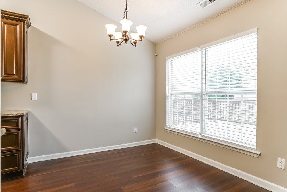 5515 Scenic Brook Ln - Photo 6 of 16