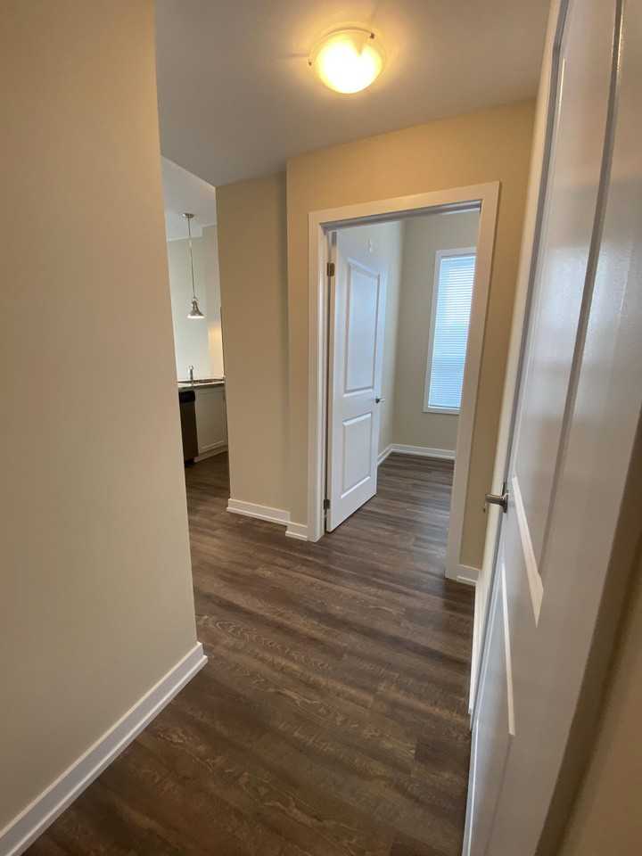 99 Southshore Cres #407 - Photo 6 of 10