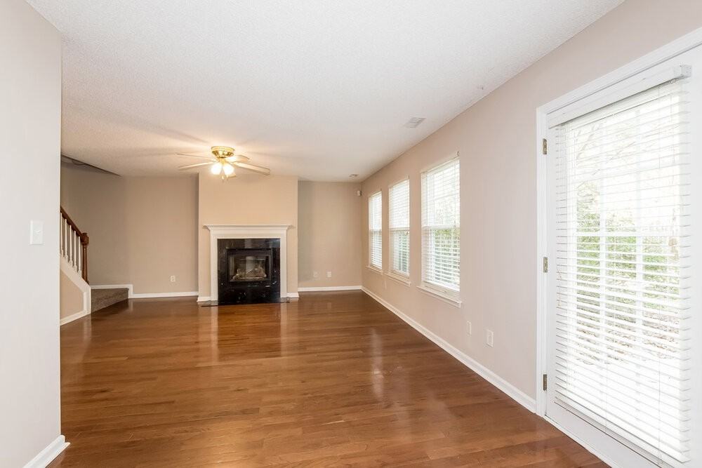 10625 Haddington Dr Nw - Photo 2 of 17