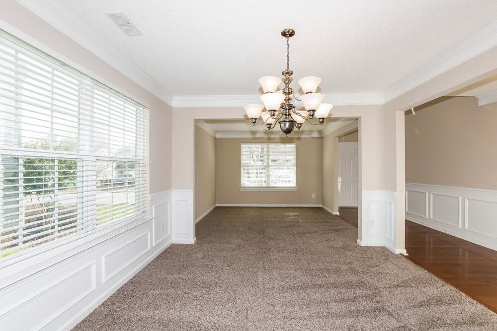 10625 Haddington Dr Nw - Photo 5 of 17