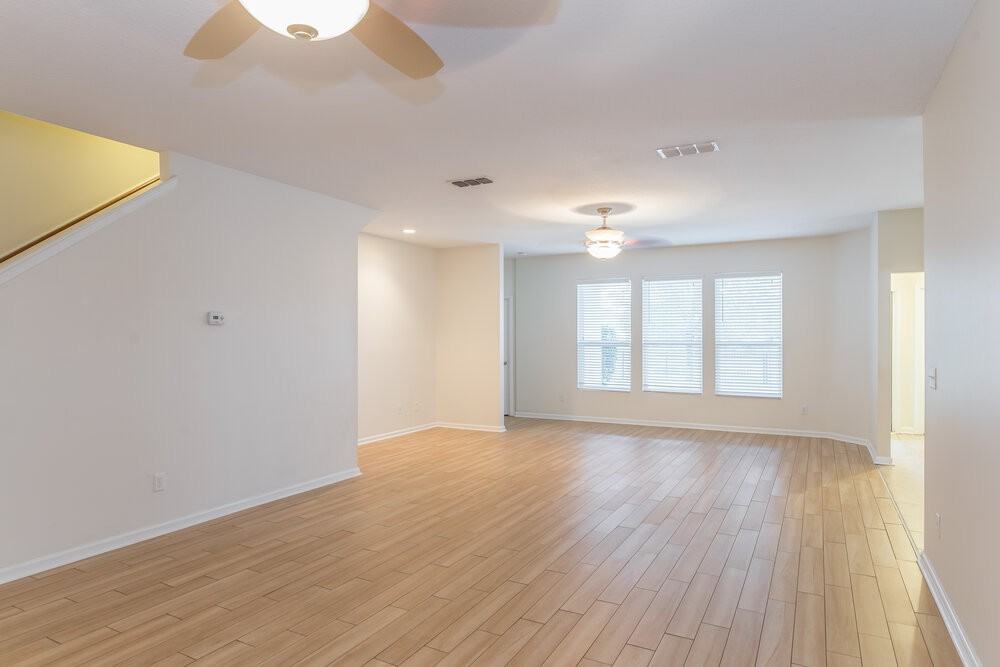 108 Corral Cir - Photo 2 of 18