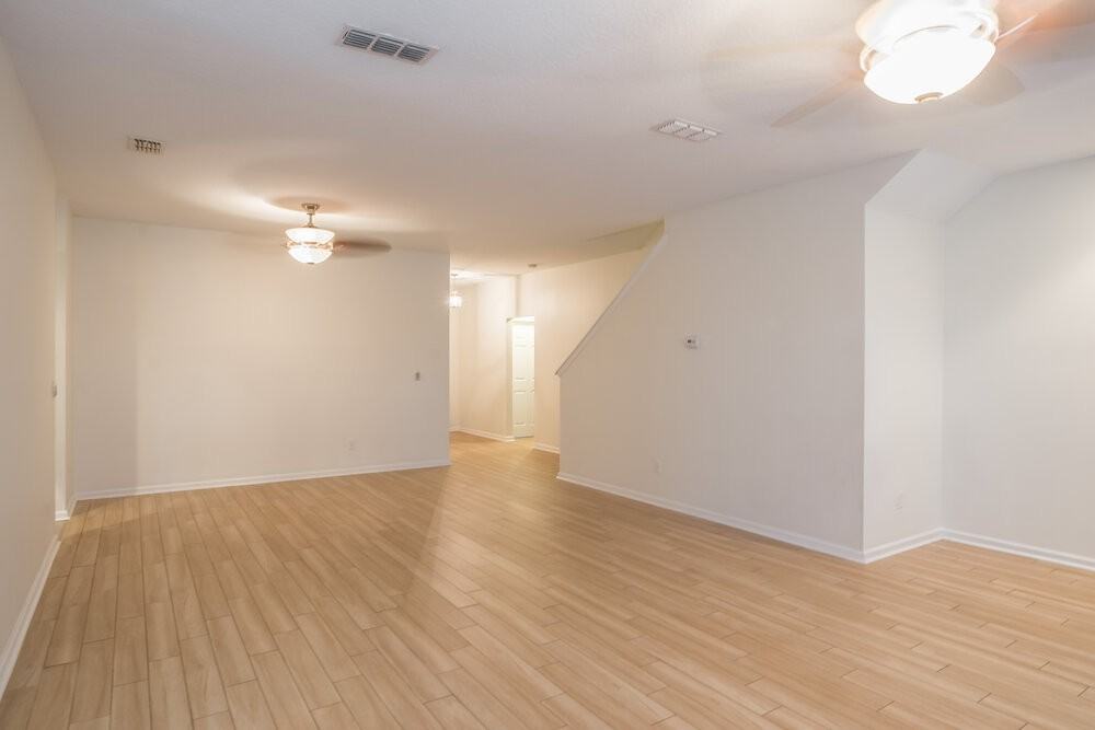 108 Corral Cir - Photo 5 of 18