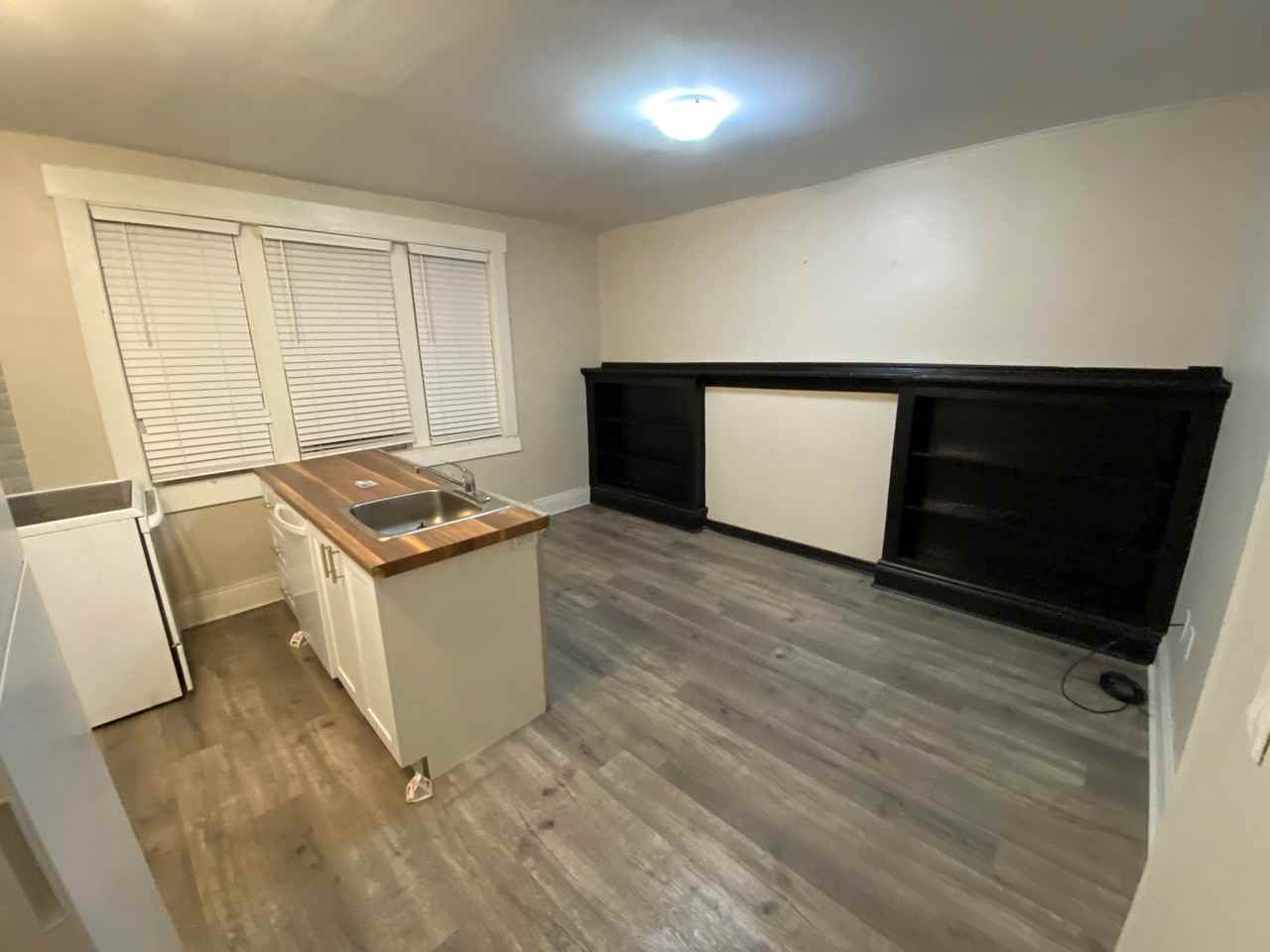 128 Carrick Ave #7 - Photo 2 of 6