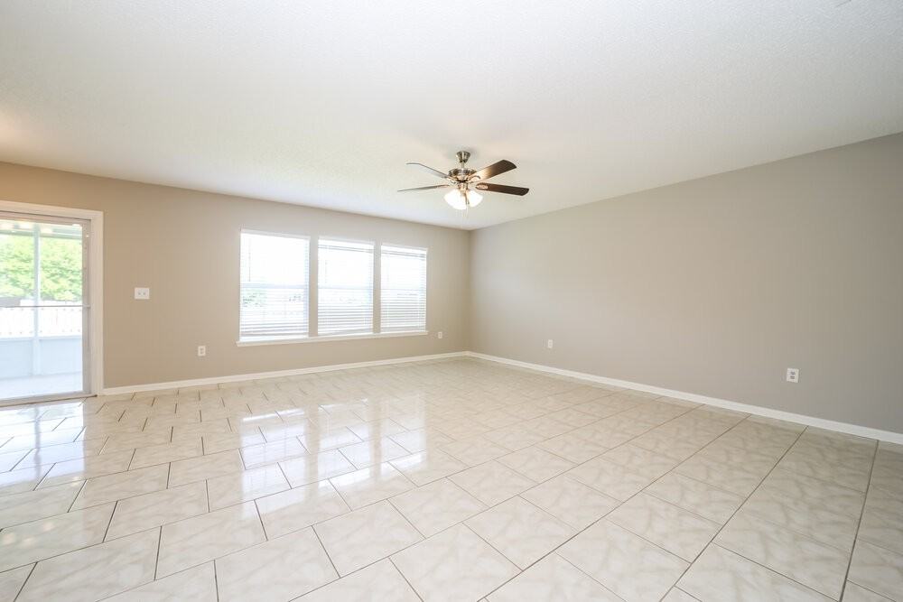 2371 Adams Lake Blvd - Photo 6 of 15