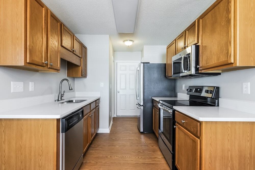 6029 Silkwater Ct - Photo 5 of 15