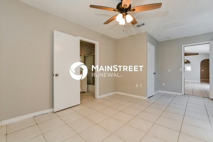 7736 Fort Sumter Dr - Photo 7 of 23