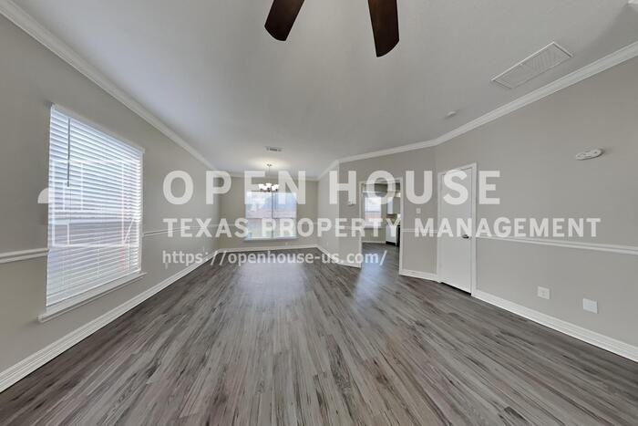 12623 Duchess Ln - Photo 5 of 22