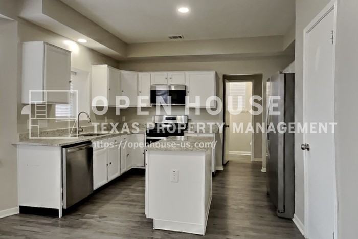 12623 Duchess Ln - Photo 6 of 22