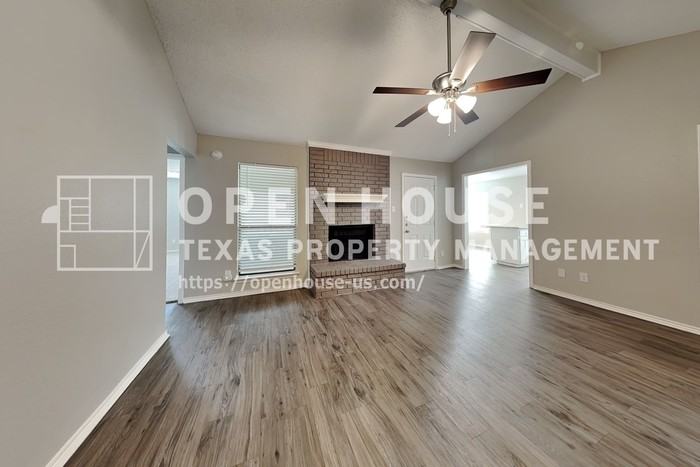 6640 Willow View Dr - Photo 4 of 26