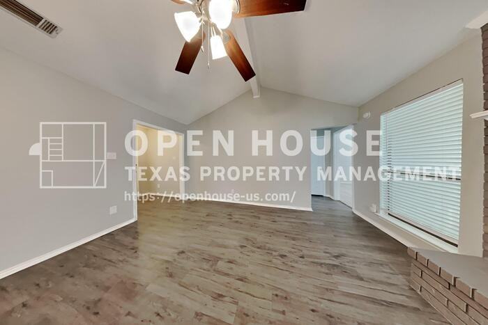 6640 Willow View Dr - Photo 5 of 26