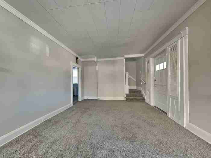 3029 E Northern Pkwy - Photo 5 of 25