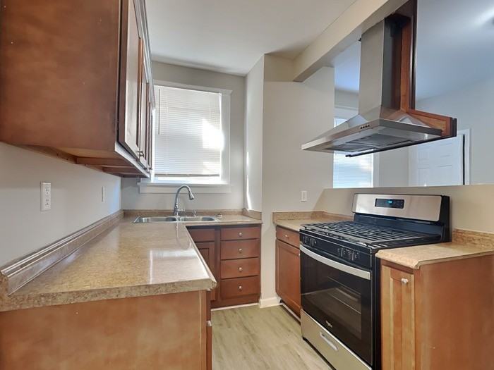 3029 E Northern Pkwy - Photo 7 of 25