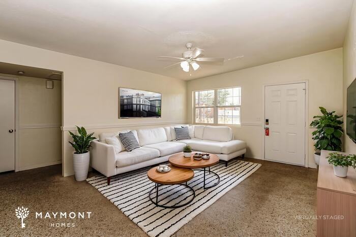 1420 Alabama Ave - Photo 5 of 17