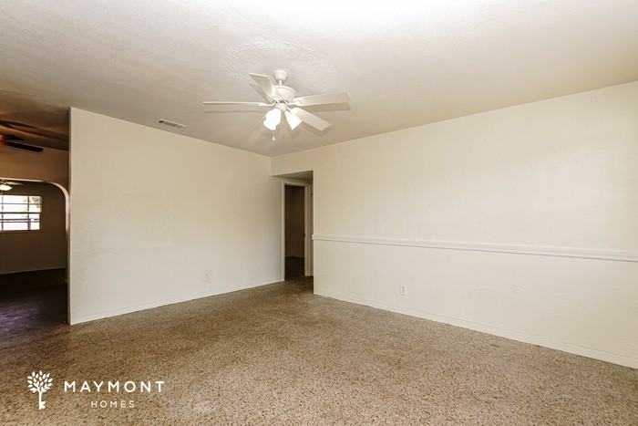 1420 Alabama Ave - Photo 6 of 17