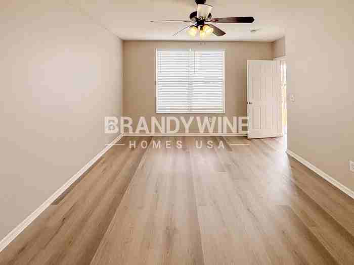 9701 Carlsdale Dr - Photo 4 of 23