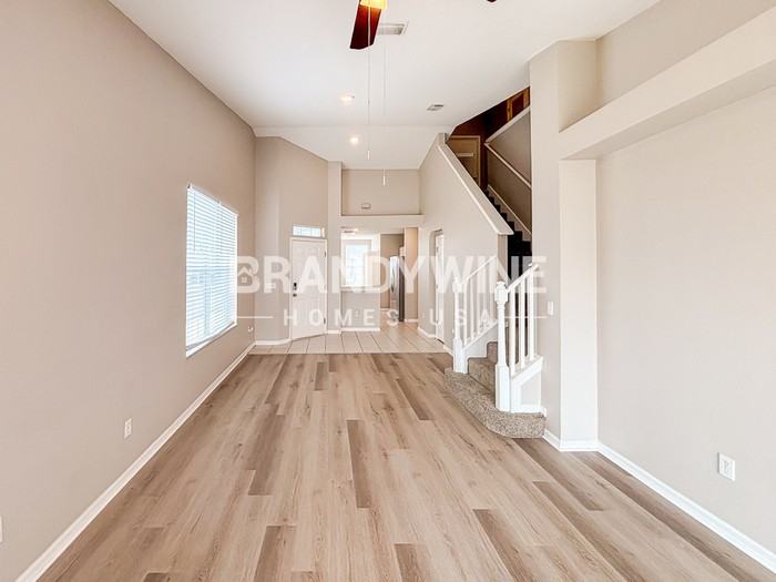 9701 Carlsdale Dr - Photo 6 of 23