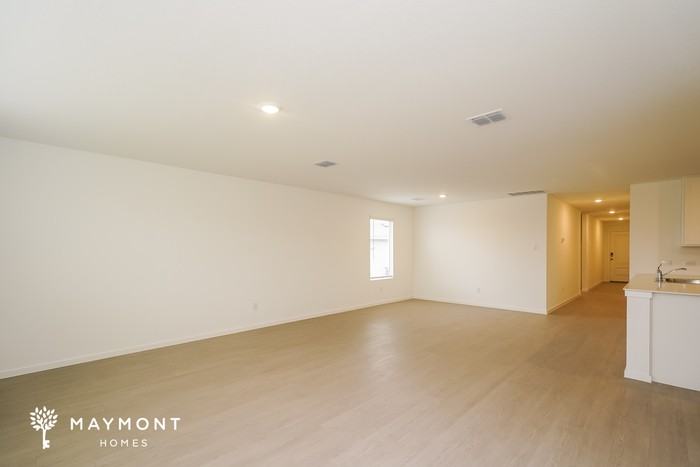 2905 Tooley Dr - Photo 3 of 15