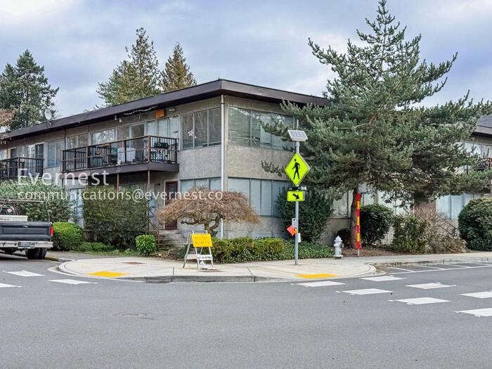 10106 Ne 185th St #205 - Photo 2 of 28