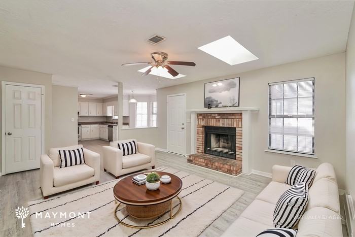 3922 Ellen St - Photo 5 of 15