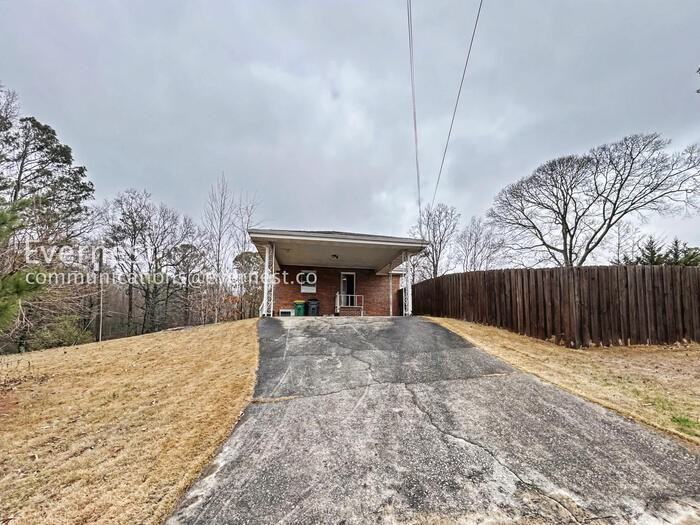 2131 Oland Cir - Photo 2 of 41