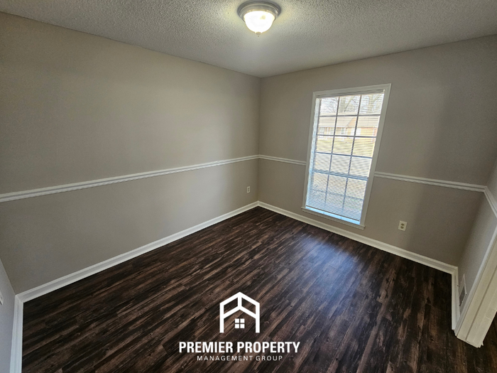 6063 Fox Ridge Dr - Photo 3 of 30