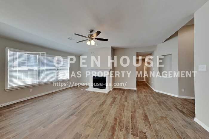 1306 Taren Trl - Photo 4 of 20